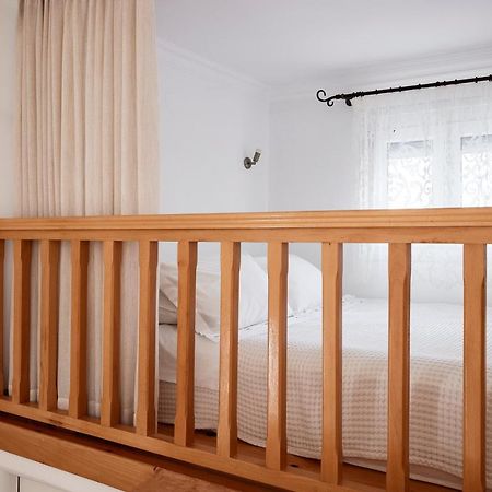 פולוניה Garifalakis House מראה חיצוני תמונה